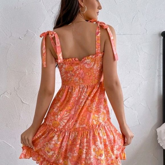 Women's floral dress - Picture 6 of 6